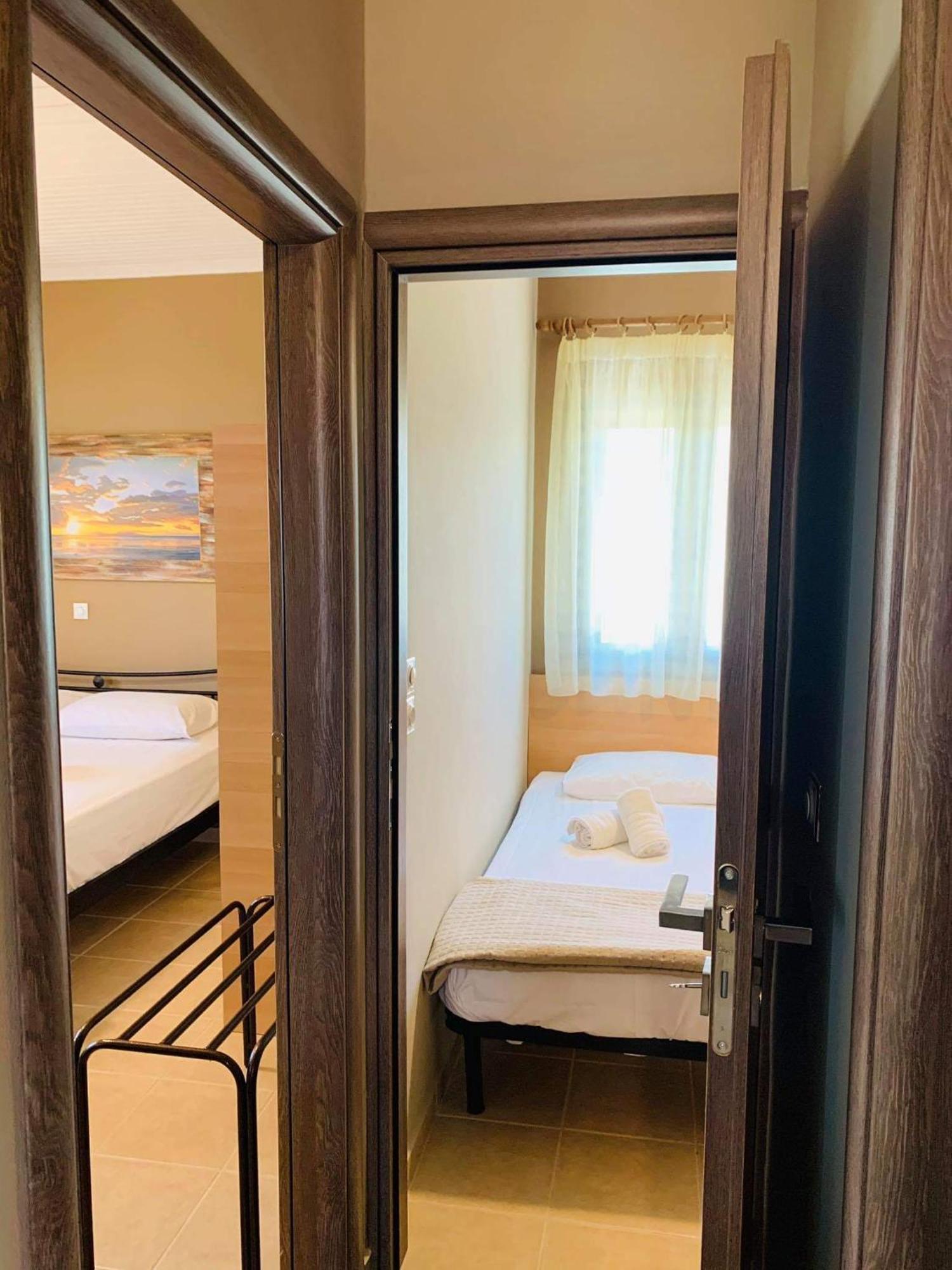 Finikes Apartments 스투파 객실 사진