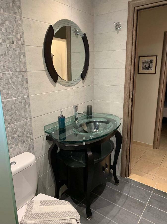 Finikes Apartments 스투파 외부 사진